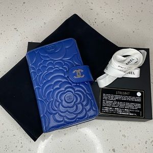 SOLD Chanel Camellia L-wallet